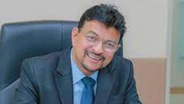 Heated argument in Parliament over Deputy Minister Mahinda Jayasinghe’s recent visit to a temple
