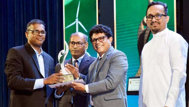 Daily Mirror bags Silver Award at Presidential Environment Awards 2025