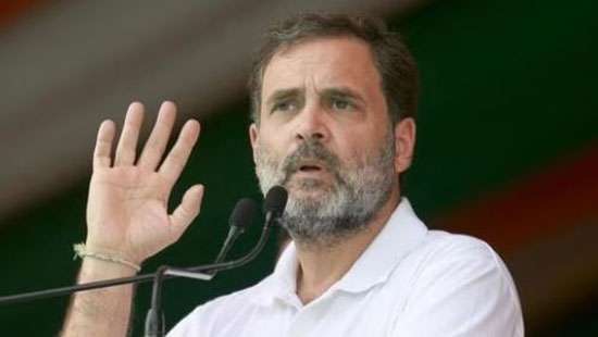 Rahul as king Ravan?