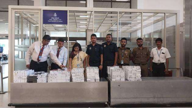Lankan nabbed at airport with latest mobile phones worth over Rs. 100 million