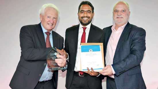 Chartered Shipbrokers Institute honours Delmege’s Praveen Jayatilleke