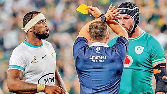 Ireland get five cards as Springboks win chaotic match
