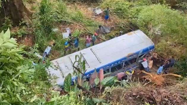 Fatal bus accident in Hatton claims one life, leaves dozens injured