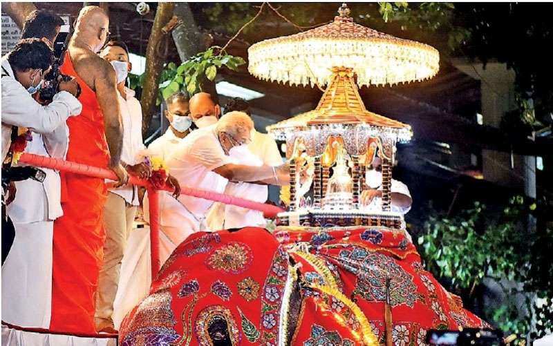 President at Gangarama Navam Perahera