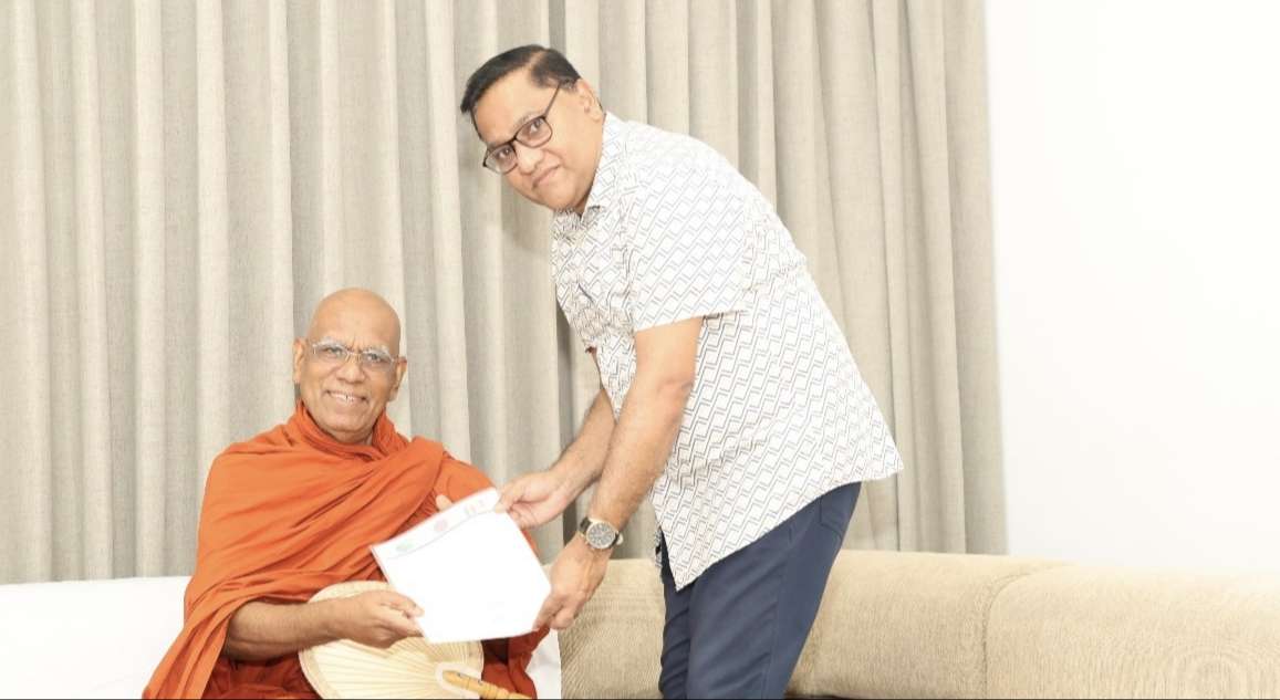 Mahanayaka Theros call for peace between Thailand, Cambodia