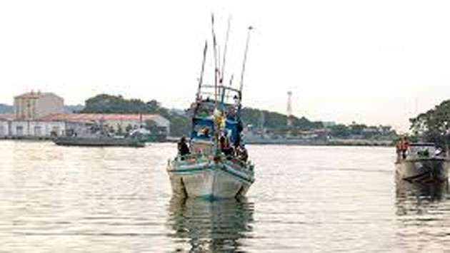 123kg heroin found in fishing vessel; Another boat intercepted off Beruwala