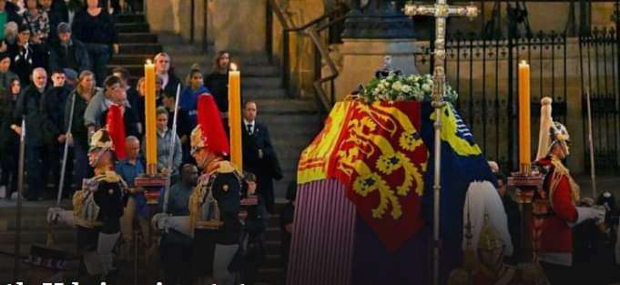 President pays last respects to Queen