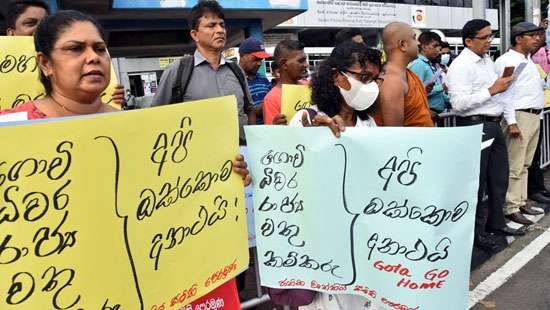 Protest demanding GR, Ranil step down