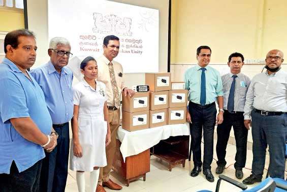 Sri Lankans in Kuwait donate medical equipment to Castle Street Hospital