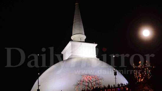 Mihintale Maha Seya lights up