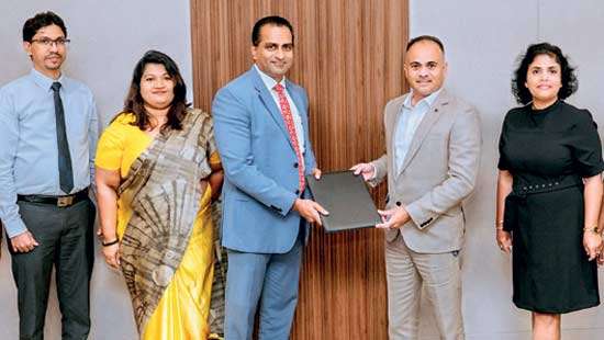 ComBank-Lead Pro Education broaden access to overseas study