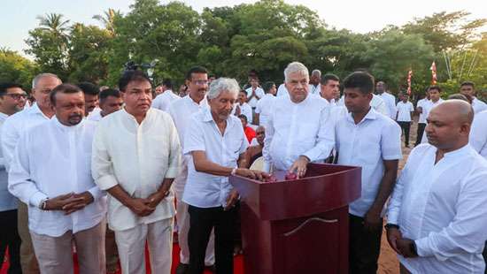 Lankadeepa Poson Aloka Pooja