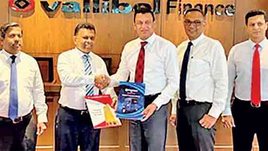 Vallibel Finance-Singer Sri Lanka partner for Piaggio three-wheelers