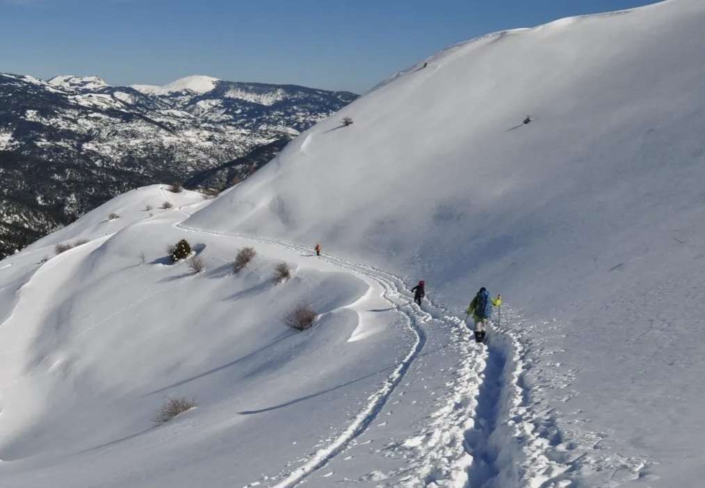 Four hikers found dead after avalanche in central Greece