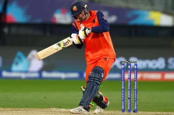 Netherlands edge UAE in low-scoring T20 World Cup thriller