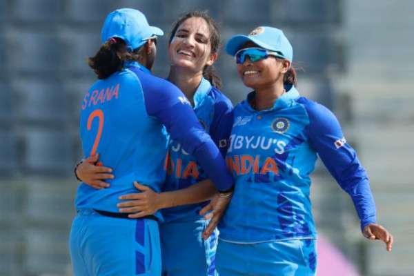 India trounce Sri Lanka to win Women’s Asia Cup