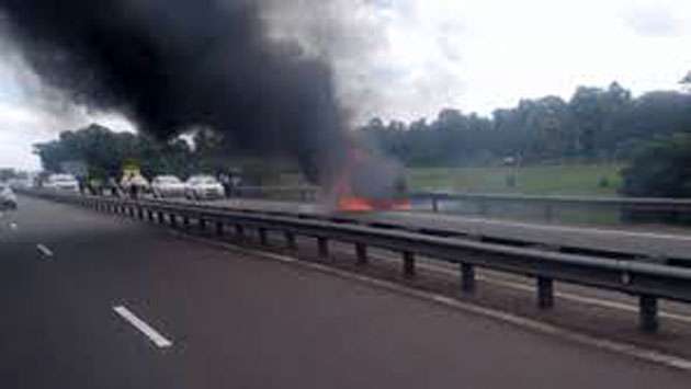 Vehicle gutted by fire on Southern Expressway