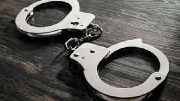 SL woman trying to smuggle in Rs.4.9 Mn worth cigarettes nabbed at BIA