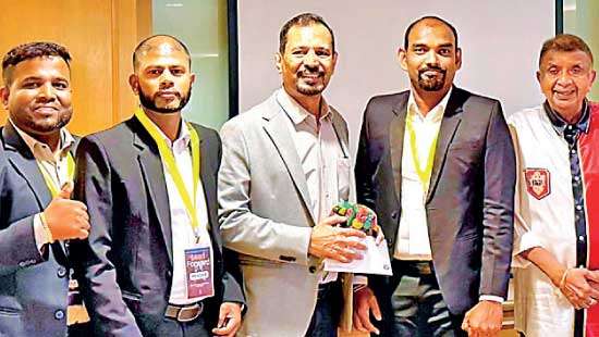 Ceylinco Life team participates in leadership training in Malaysia