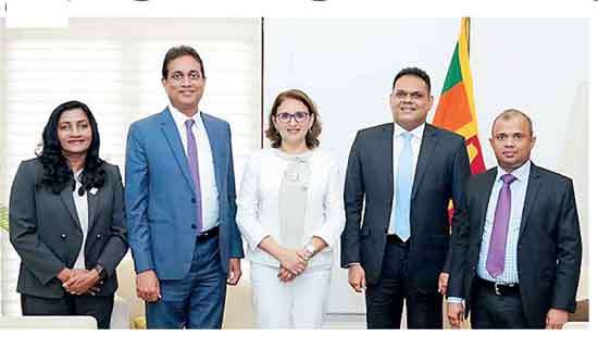 IFAC President, CA Sri Lanka officials meet top government minister and officials