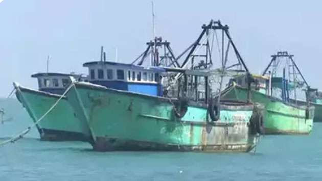 Three Sri Lankan fishermen missing after collision with ship