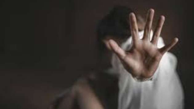 Three women abused at parlour, constable caught after fall