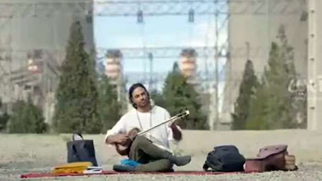 Iranian artist Ali Ghamsari performs in front of power plant amid Trump’s ‘8 PM Eastern Time’ deadline