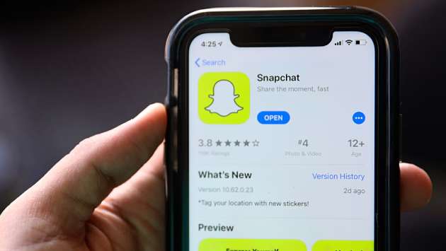 Amazon internet outage hits major websites and mobile apps such as Snapchat. Here’s what we know