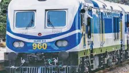 Bad weather suspends two night mail trains