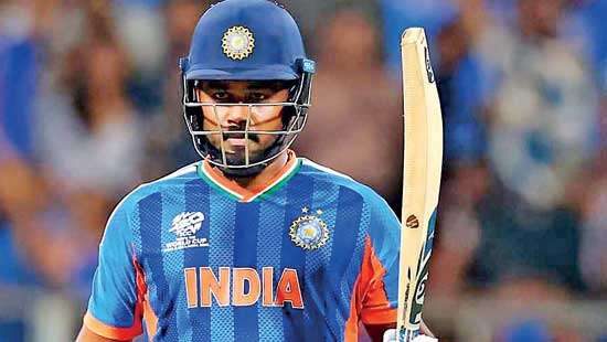 India beat England in epic semi-final despite Bethell ton