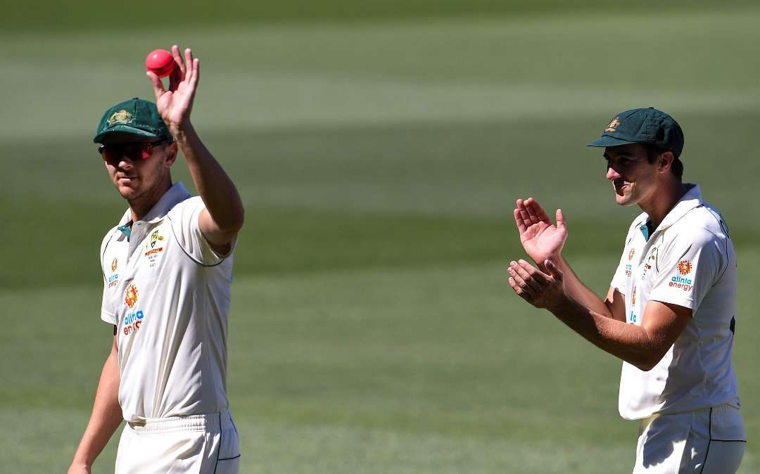 Australia thrash India by eight wickets to take 1-0 series lead