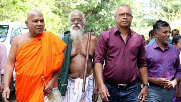 1,000 deeds for zone C farmers