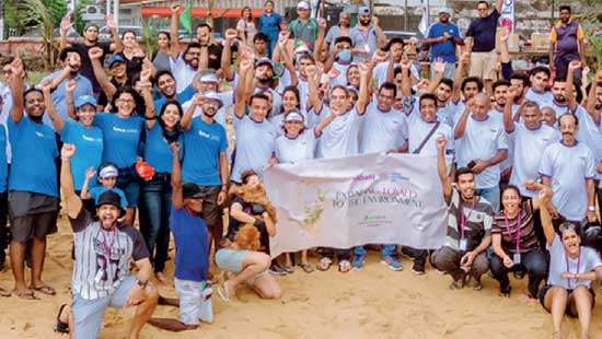 Abans organises clean-up at Wellawatte beach