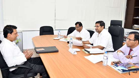 UNP conducts interviews to select organizers