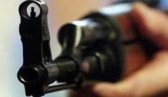 Man killed, two injured in broad daylight shooting in Rathgama