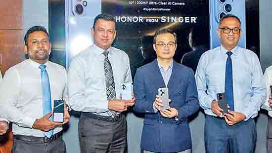 Singer Sri Lanka unveils Honor 400 series