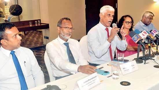 Government on verge of lifting palm oil ban