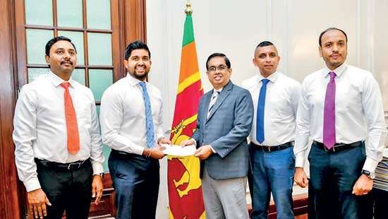 Yaden Laboratories contributes Rs.20mn to Rebuild Sri Lanka Fund