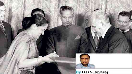 The  “Weeping Widow”   who Became the World’s First Woman Prime Minister