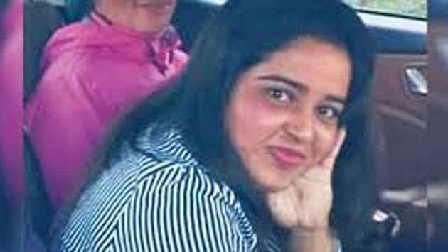 CCD OIC under probe for hosting birthday party for Ishara Sewwandi