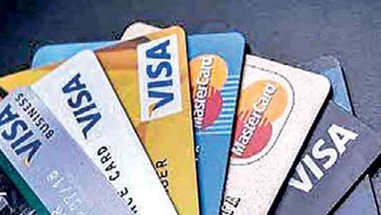 Credit card debt tad higher in August in tandem with overall private credit