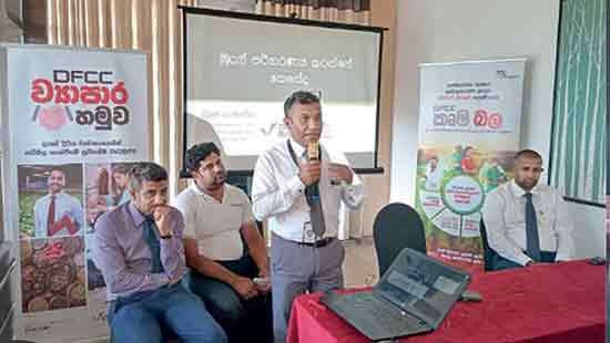 DFCC Bank conducts Kuliyapitiya ‘Wyapara Hamuwa’