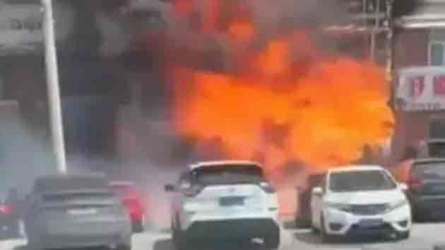 Chinese authorities say 22 people killed, 3 injured in restaurant fire in northern city of Liaoning