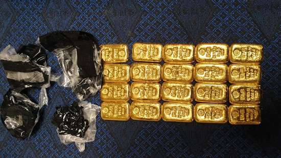 Ukranian woman nabbed with gold worth Rs.20 mn
