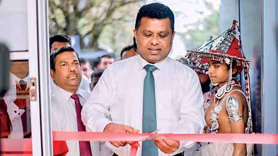 Vallibel Finance opens branch in Mahiyanganaya