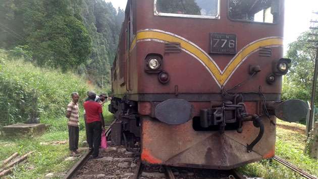 Train derailed at Diyatalawa