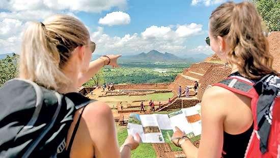 Female tour guides sob over gender imbalance in industry