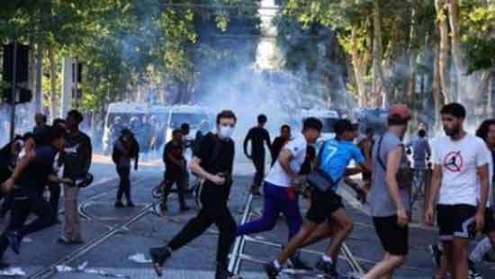 Heavy clashes in Marseille as France chaos continues