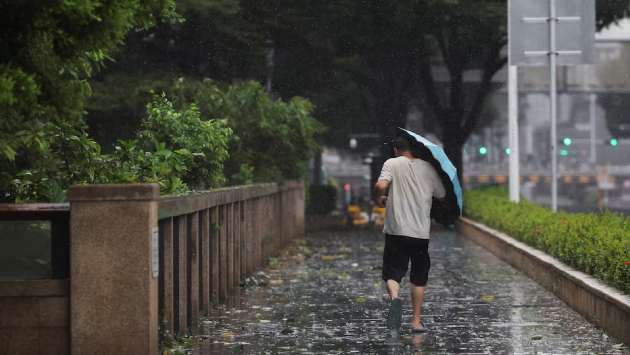 Typhoon Ragasa bears down on China after killing 15 in Taiwan