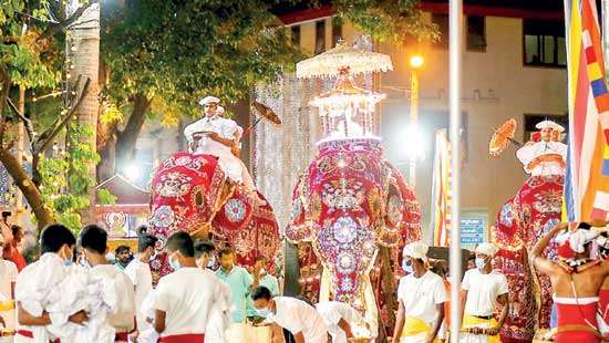 Dialog supports Gangarama Navam Perahera for 10th consecutive year